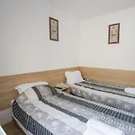 Tania Homestay